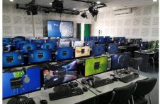 联合国教科文用中国办公软件建“智慧教室”