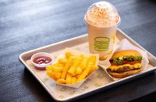 深圳人，走起！Shake Shack华南首店，亮相深圳万象天地