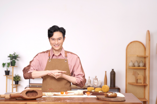 香港恒香月饼首度邀请魅力暖男张智霖担任代言人